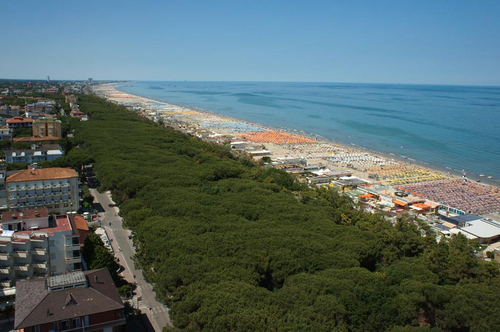 Hotel Rodi Червія Екстер'єр фото