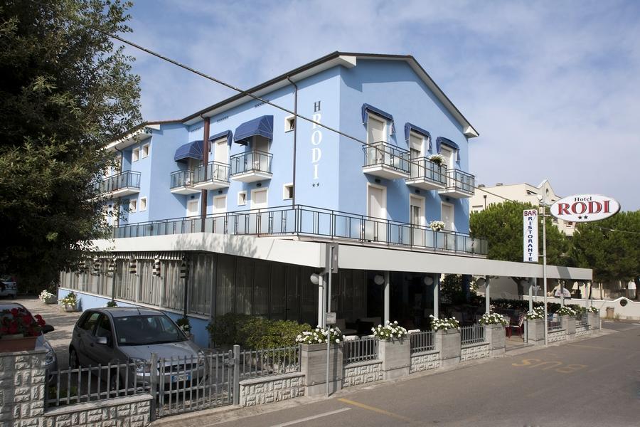 Hotel Rodi Червія Екстер'єр фото